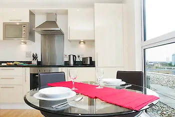 Lanterns Court By Bridgestreet Apartment London